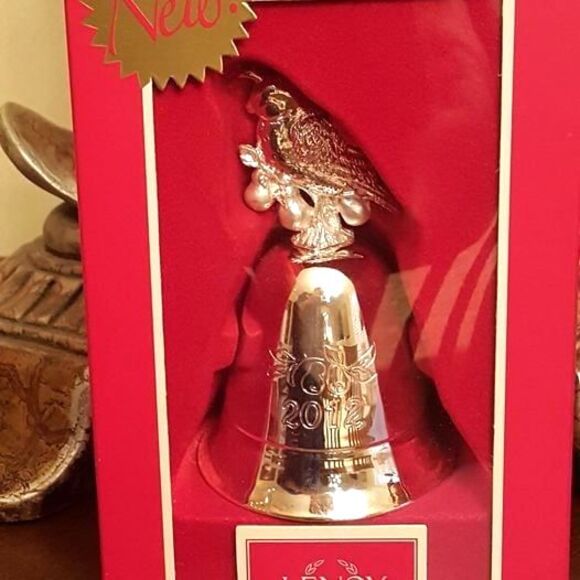 Lenox Annual 2012 Metal Christmas Musical Bell Partridge in a Pear Tree NEW - Picture 1 of 3